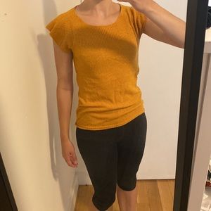 Madewell textured mustard t-shirt